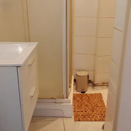 公寓 Charme Rez De Rue