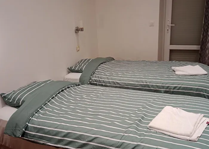 Apartment Charme Rez De Rue Aix-les-Bains